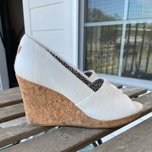 Toms wedges